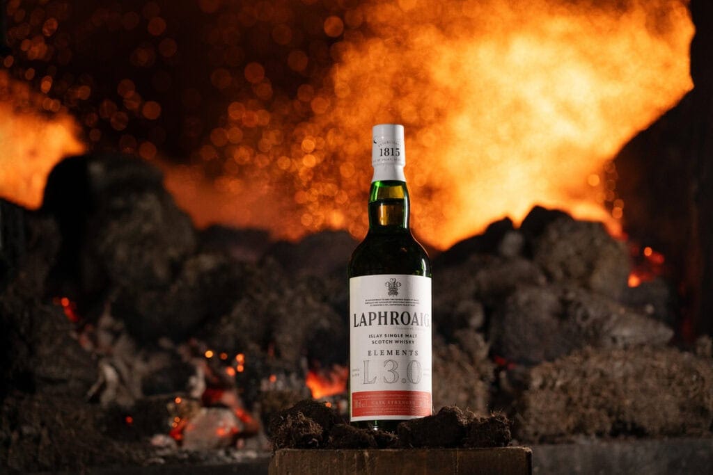 Laphroaig Elements 3.0: Islay’ın İkonik Viskisine Yeni Bir Yorum