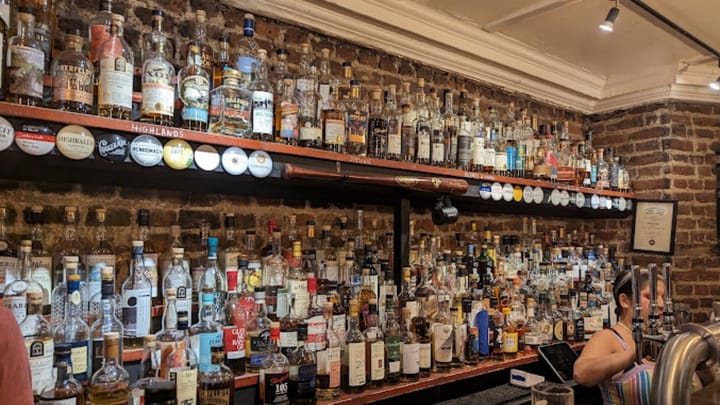 Milroy's of Soho Viski Barı